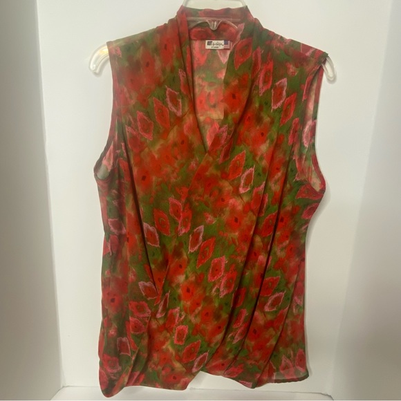 KUT from the Kloth XL sheer sleeveless blouse made USA red/green floral - Picture 2 of 8